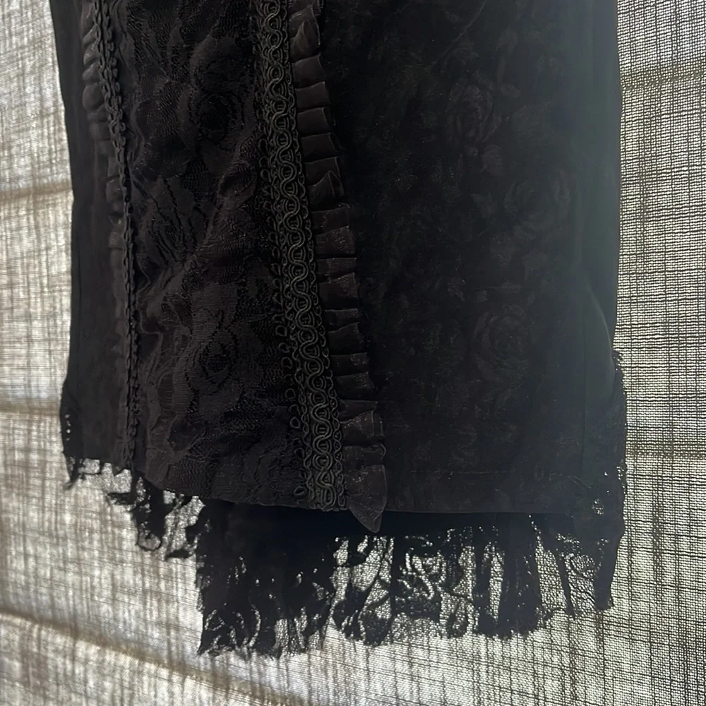 A beautiful gothic Lolita Ruffled Pencil Skirt S - Picture 10 of 11